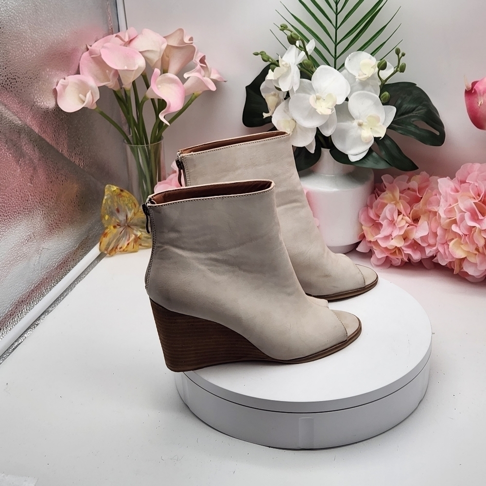 Beast Fashion Wedge Peep Toe Leather Booties Size 9 - Picture 8 of 14